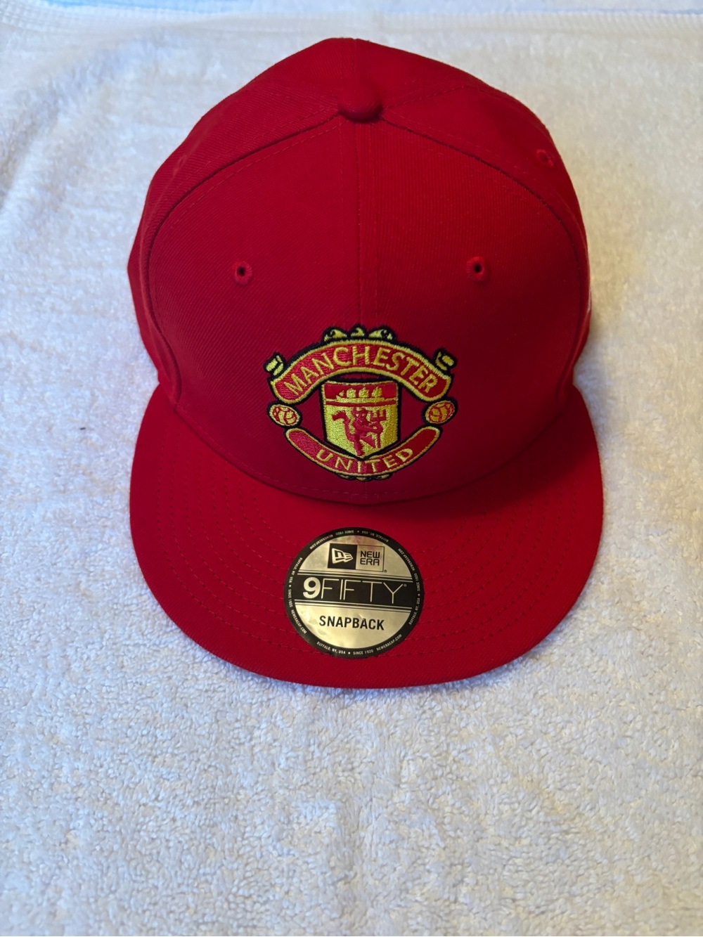 New Era Red Manchester United 9FIFTY Snapback Hat NWT